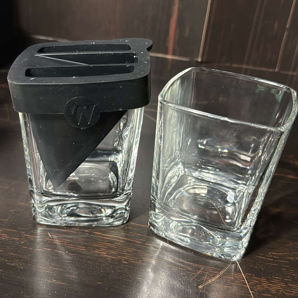 Two Clear Glass Whiskey glasses with Black Silicone Ice Molds